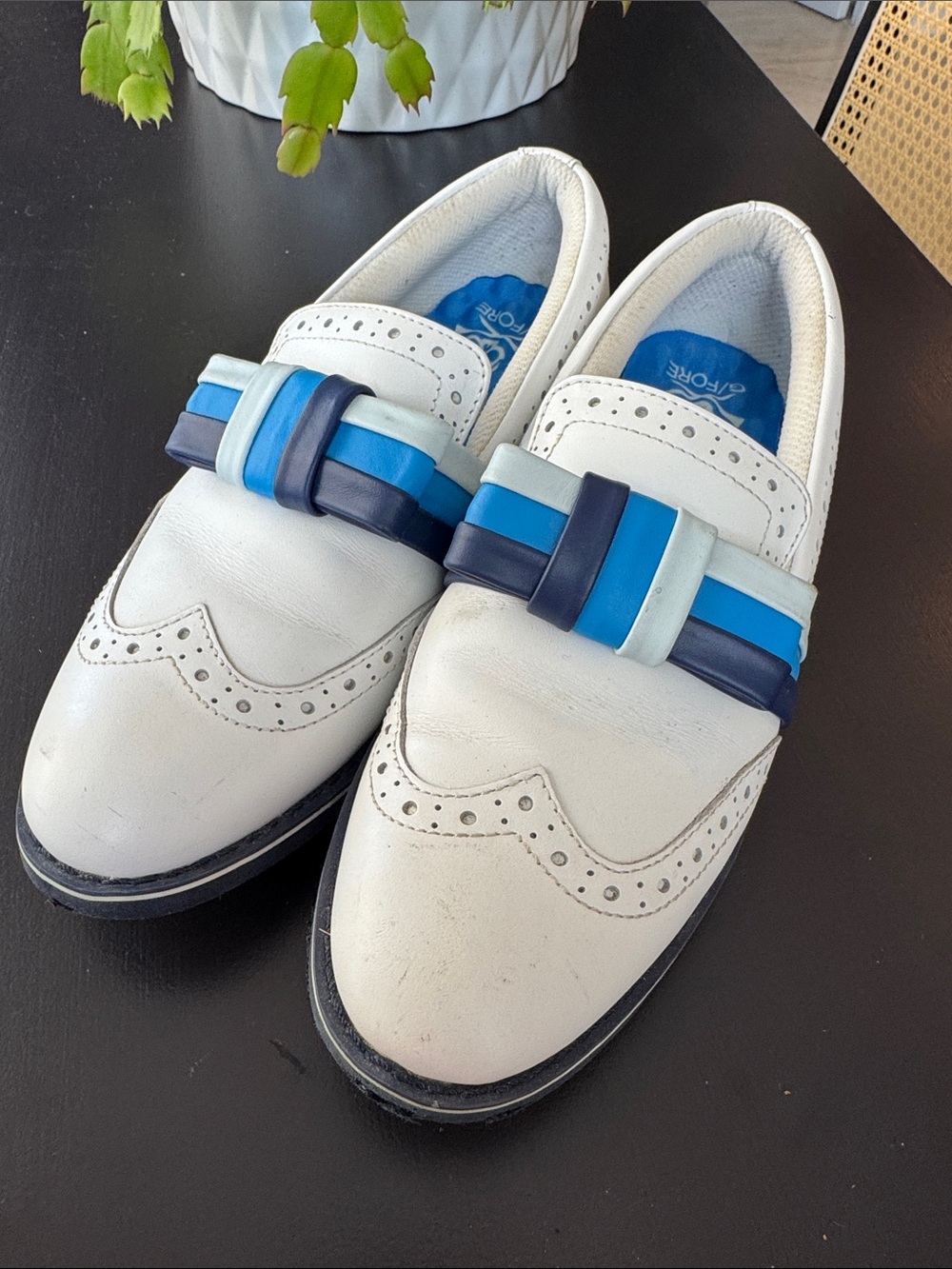 G/FORE White Leather golf shoes- Light Blue & Navy Bow, women size 8